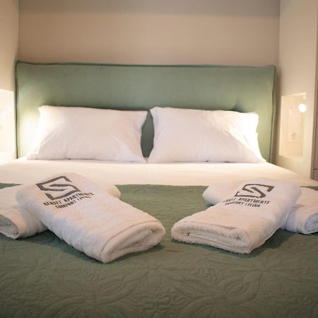 Sensez Apartments Лефкада Экстерьер фото